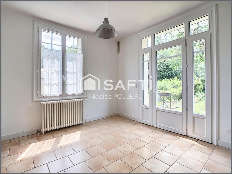 Maison - 240 m² - 9 pièces