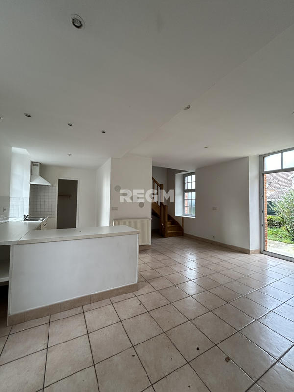 Propriété - 330 m² - 14 pièces