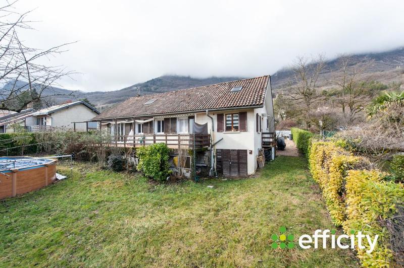 Maison - 174 m² - 8 pièces