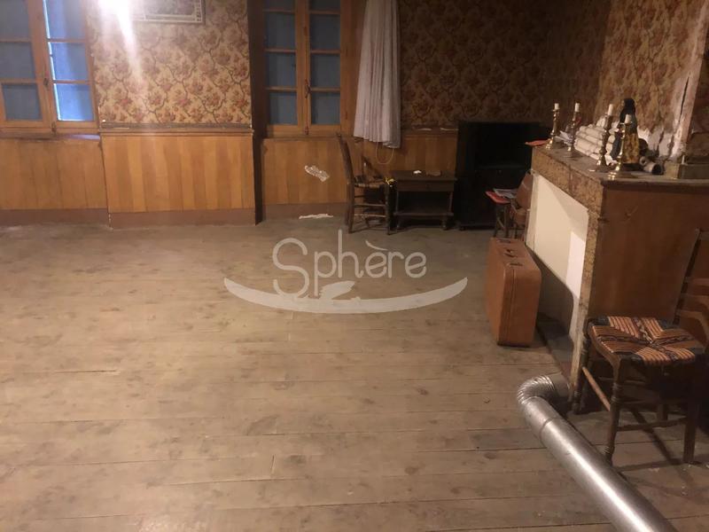 Immeuble mixte - 12 pièces