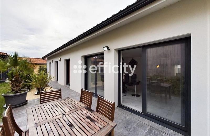 Maison - 176 m² - 7 pièces