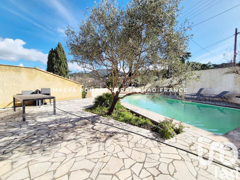 Maison - 175 m² - 5 pièces