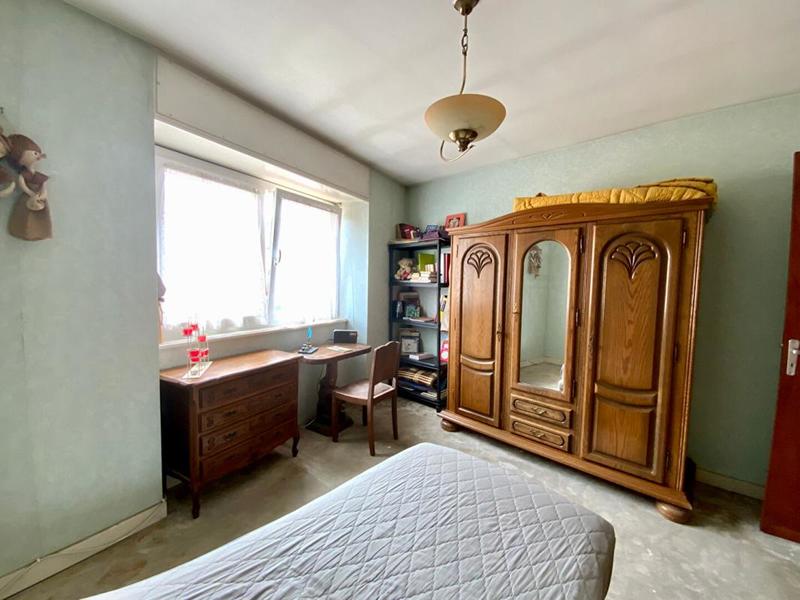 Maison - 400 m² - 7 pièces