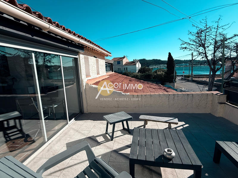 Maison - 220 m² - 8 pièces