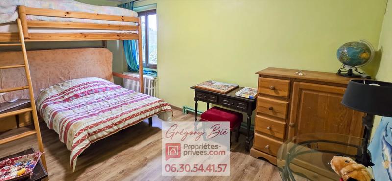 Maison - 250 m² - 10 pièces