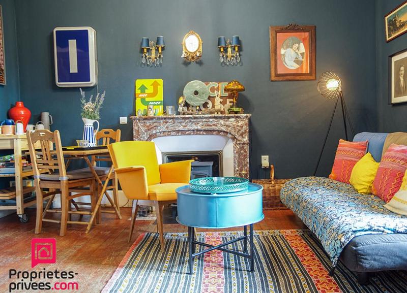 Maison - 320 m² - 10 pièces