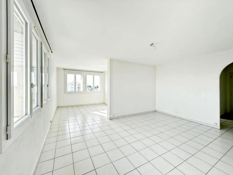Appartement - 88 m² - 5 pièces