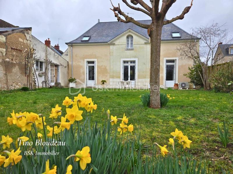 Maison - 200 m² - 9 pièces