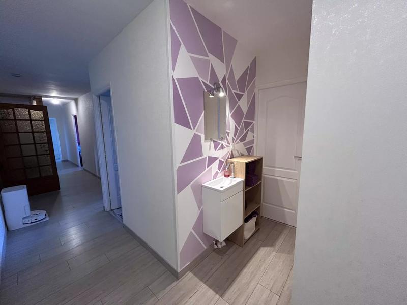 Maison - 247 m² - 7 pièces