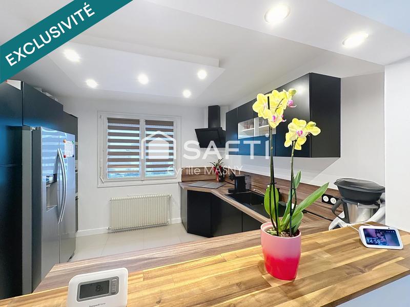 Maison - 84 m² - 5 pièces