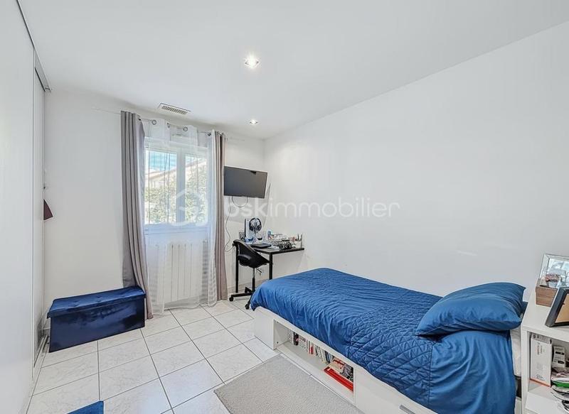 Maison traditionnelle - 105 m² - 5 pièces