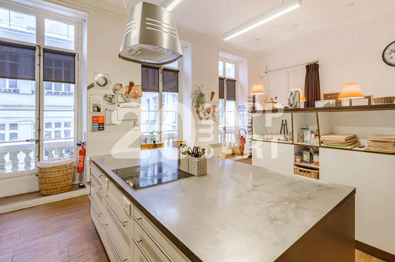 Local commercial - 55 m² - 2 pièces