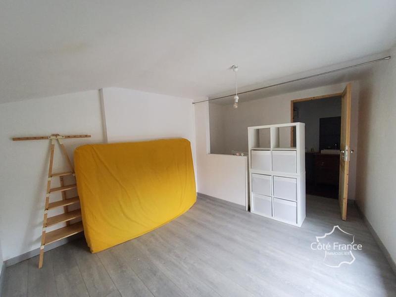 Maison de village - 90 m² - 3 pièces