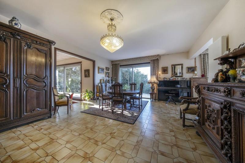 Villa - 187 m² - 6 pièces