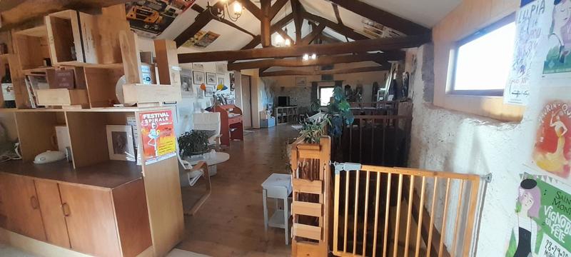 Maison - 255 m² - 10 pièces