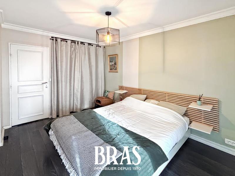 Appartement - 100 m² - 4 pièces