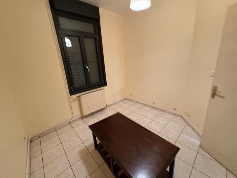 Immeuble - 85 m² - 6 pièces