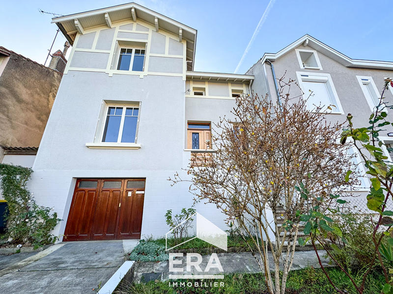 Maison - 177 m² - 7 pièces