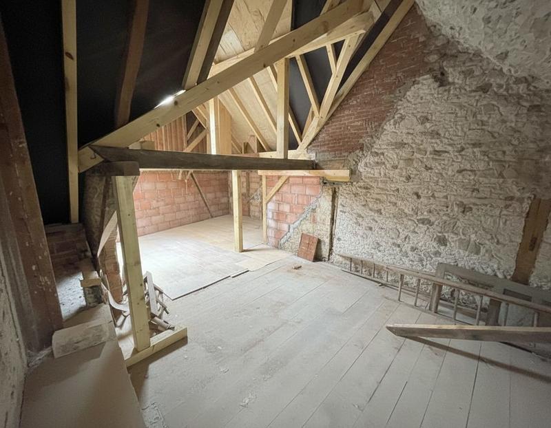 Maison traditionnelle - 153 m² - 6 pièces