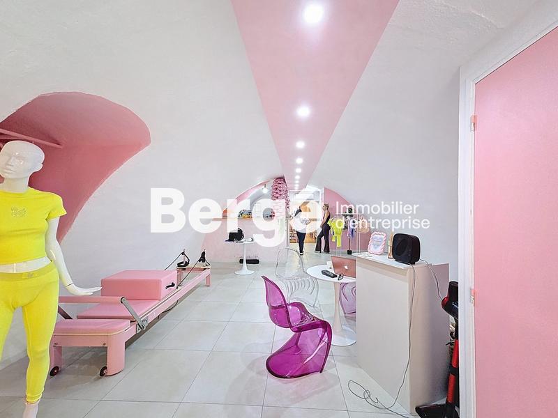 Local commercial - 135 m²