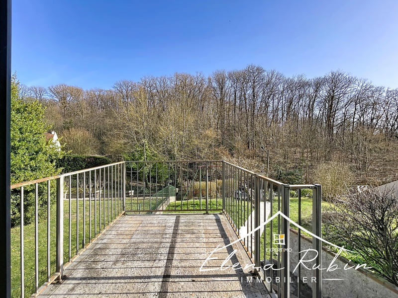 Maison - 187 m² - 8 pièces