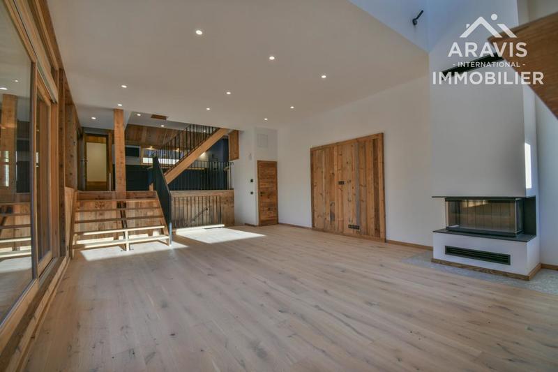 Appartement - 198 m² - 6 pièces