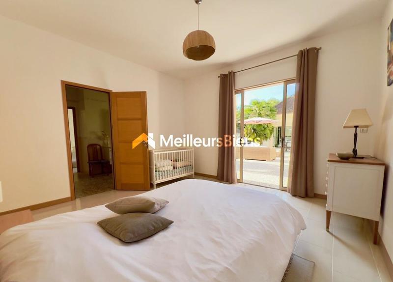 Villa - 475 m² - 10 pièces