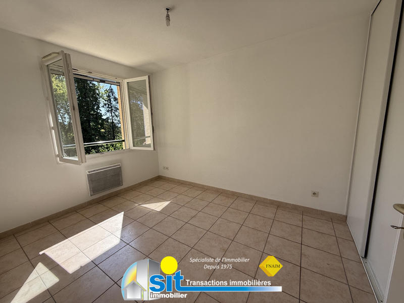 Villa - 80 m² - 4 pièces