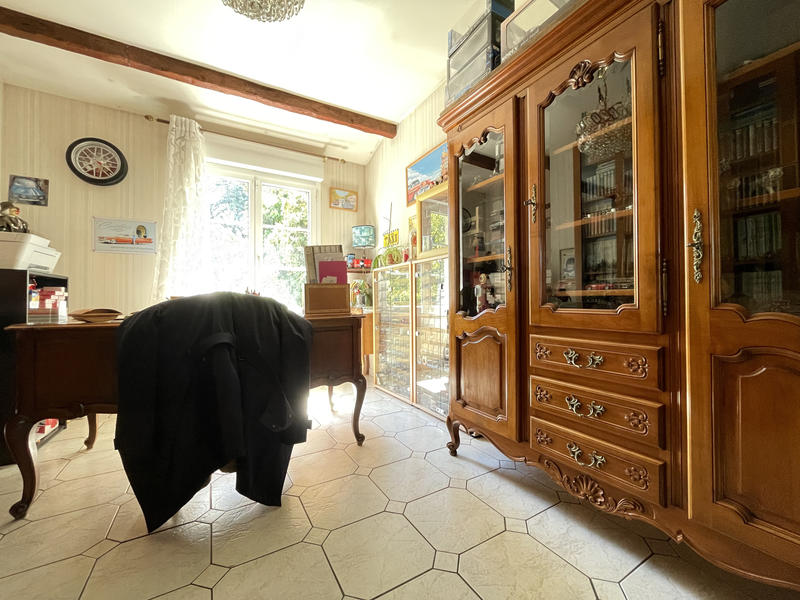 Maison - 140 m² - 9 pièces