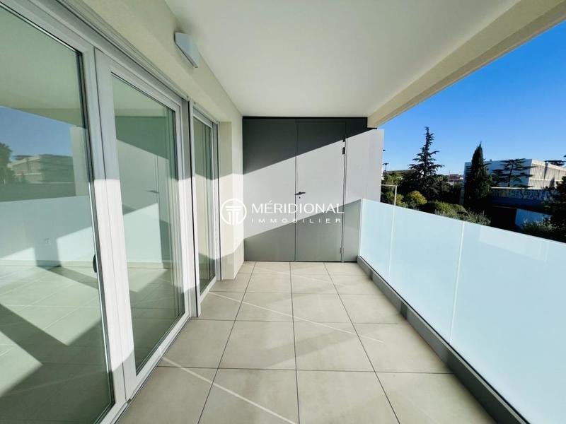 Appartement - 96 m² - 4 pièces