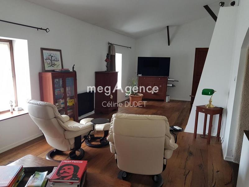 Corps de ferme - 230 m² - 6 pièces