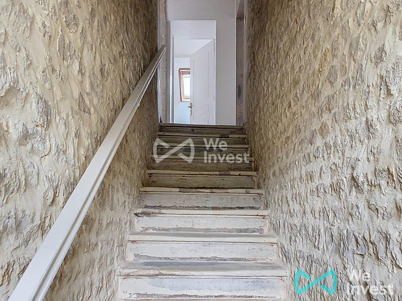 Maison - 202 m² - 6 pièces