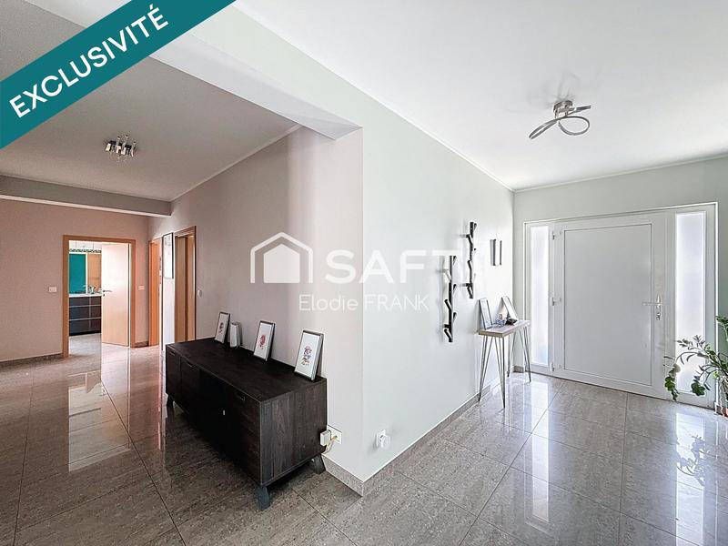 Maison - 259 m² - 9 pièces