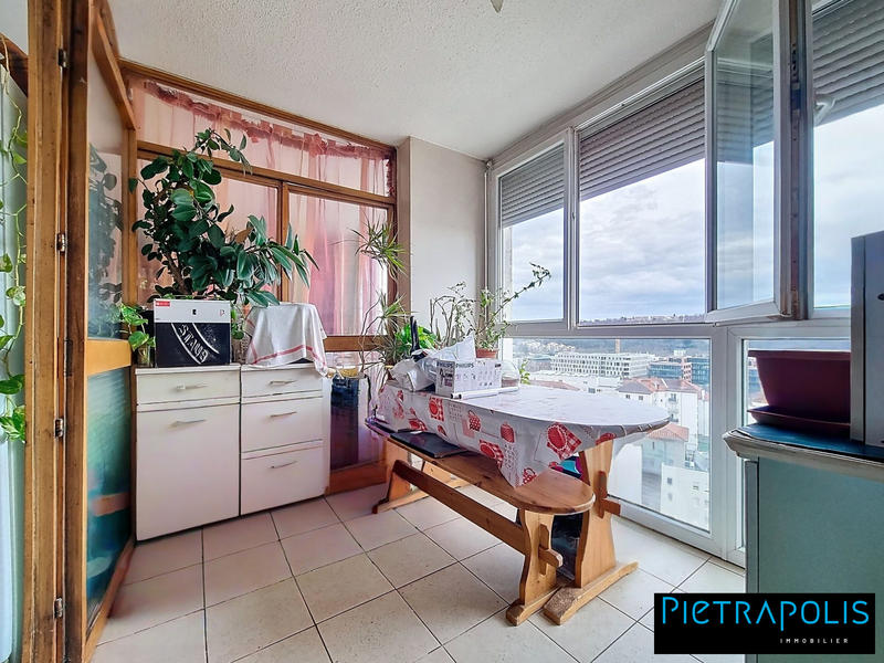 Appartement - 74 m² - 4 pièces