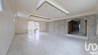 Maison - 180 m² - 6 pièces