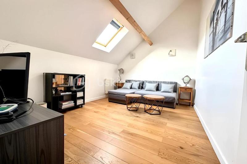 Maison - 98 m² - 5 pièces