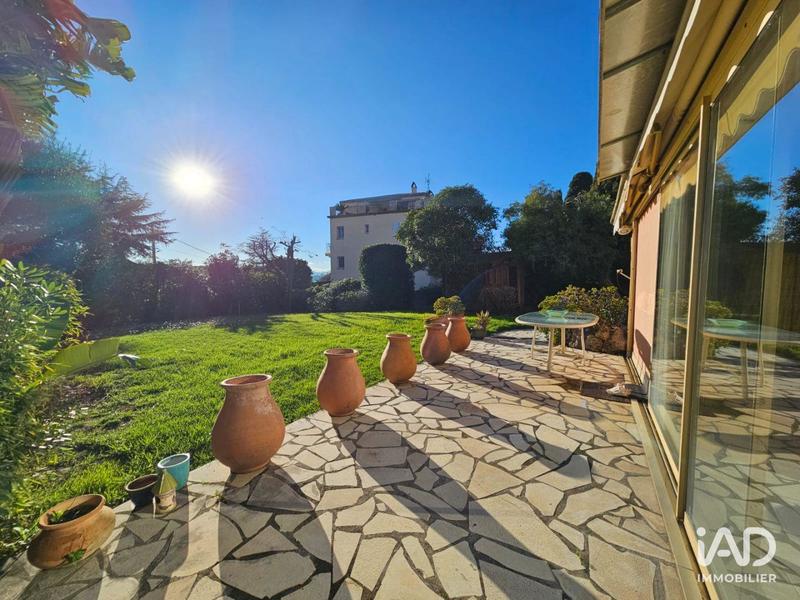 Appartement - 116 m² - 4 pièces