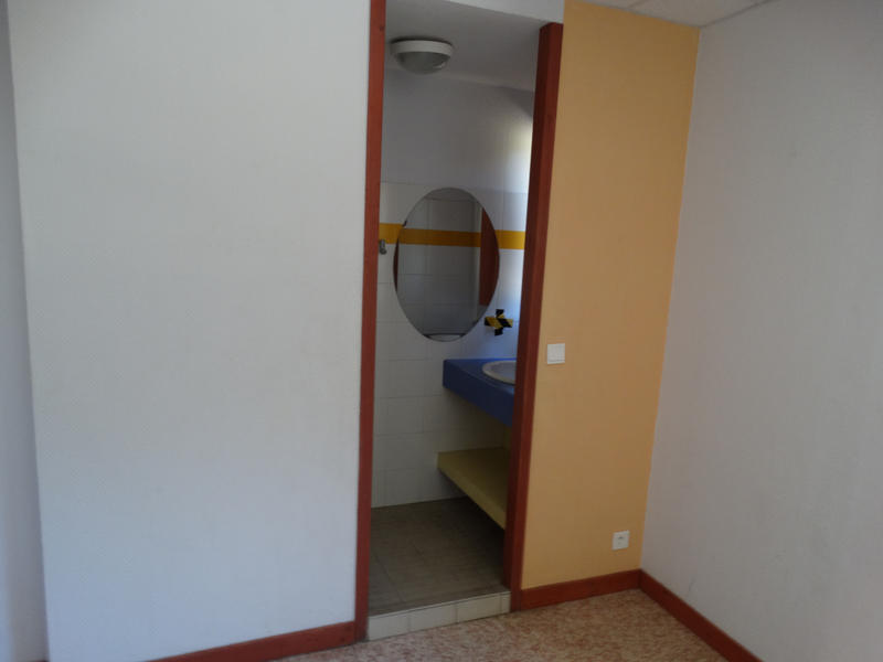 Local commercial - 1 514 m²