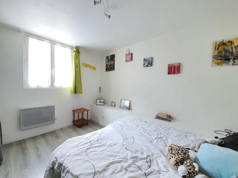 Maison - 230 m² - 7 pièces