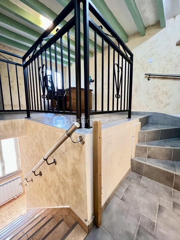 Maison - 190 m² - 7 pièces