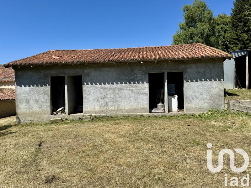 Maison - 270 m² - 8 pièces