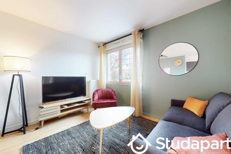 Chambre - 9 m² - 1 pièce