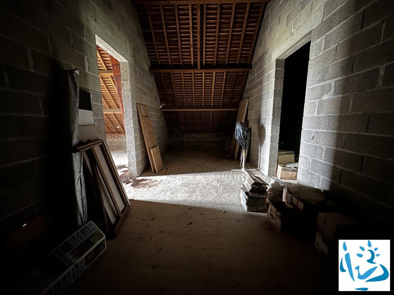 Maison - 140 m² - 4 pièces