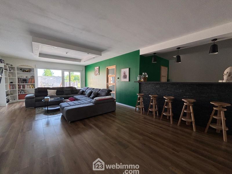 Maison - 226 m² - 7 pièces