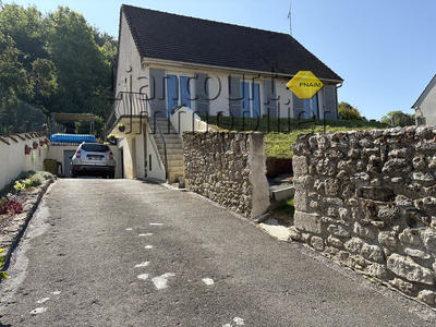 Maison - 87 m² - 5 pièces