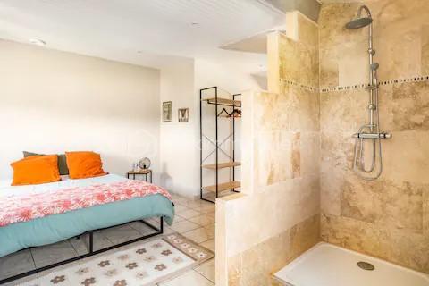 Villa - 239 m² - 8 pièces