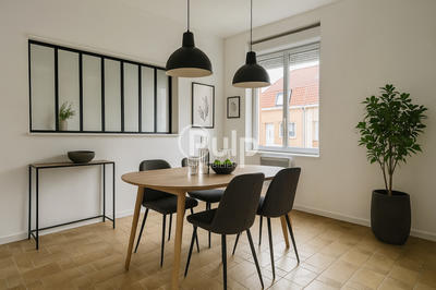 Maison - 165 m² - 8 pièces