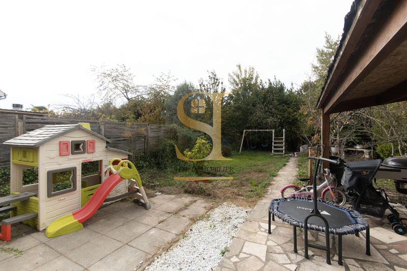 Maison - 101 m² - 5 pièces