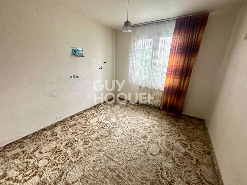 Maison - 170 m² - 9 pièces