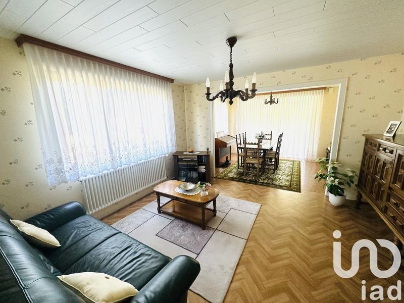 Maison - 121 m² - 6 pièces